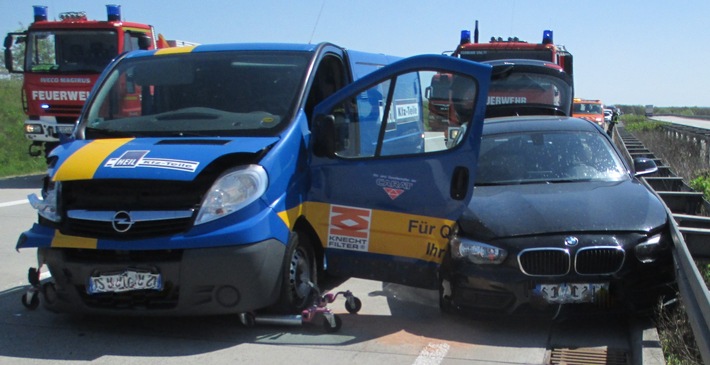 API-TH: Verkehrsunfall mit zwei verletzten Personen