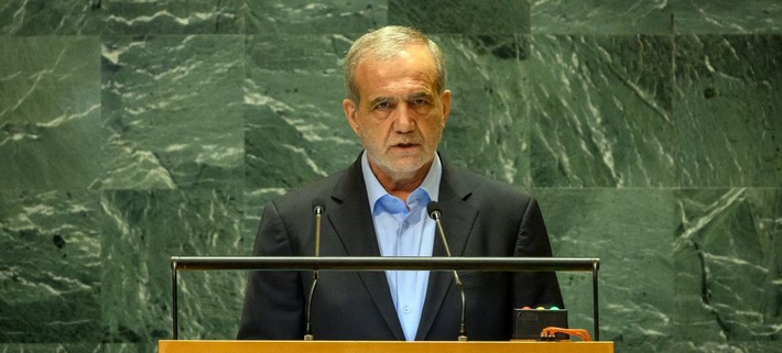 Werden Versprechen die bittere Realität verändern: Irans Präsident Pezeshkian spricht vor den Vereinten Nationen inmitten der eskalierenden Verfolgung der Bahá