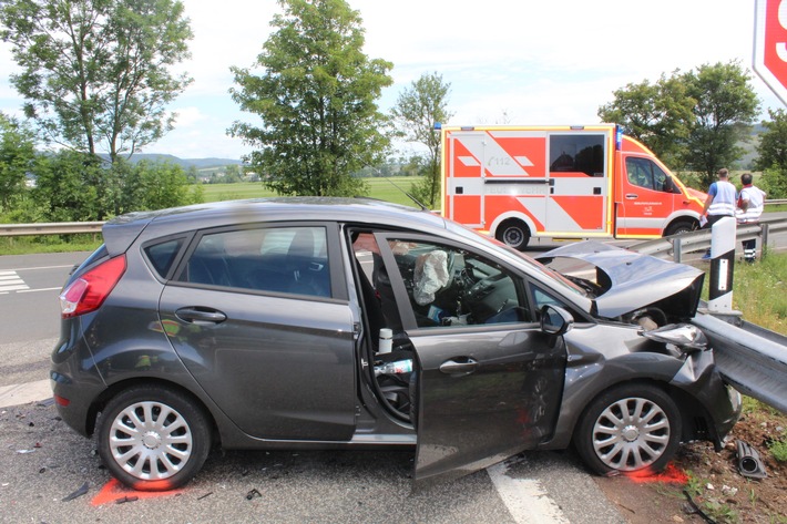 POL-PDTR: Verkehrsunfall mit vier Leichtverletzten