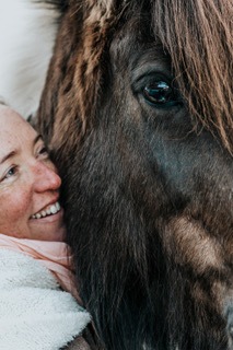 Vom Leserwunsch zum Expertenwissen: Der Pferde-Newsletter Ross&Reiter lebt den Dialog im Pferdebereich