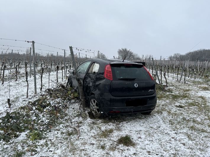 POL-PDLD: Falsche Bereifung führt zu Unfall