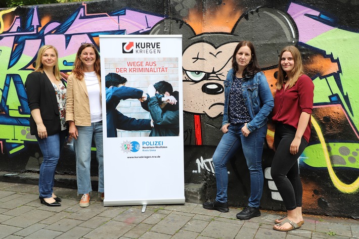 POL-UN: Kreis Unna - Initiative "Kurve kriegen" geht bei der Kreispolizeibehörde Unna an den Start