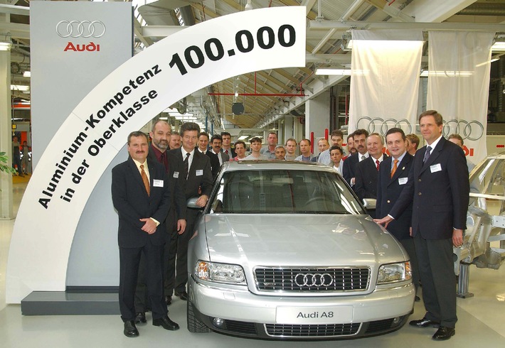 Aluminium-Leichtbau in der Oberklasse: 100.000ster Audi A8 produziert