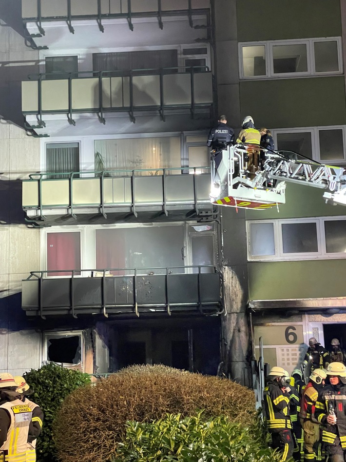 POL-ME: Sieben Anwohner bei Wohnungsbrand verletzt - Erkrath - 2301041