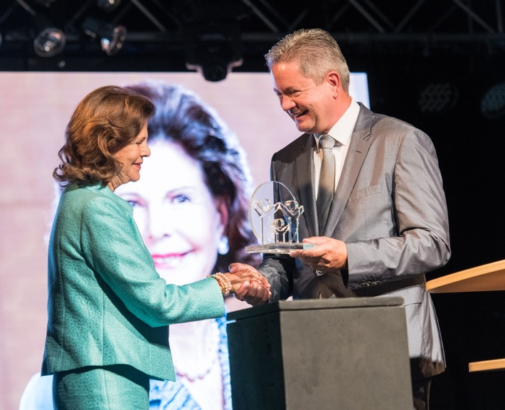 PM Königin Silvia von Schweden mit Karl Kübel Preis ausgezeichnet