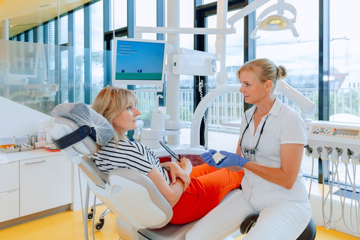 Silent Luxury zum Jahreswechsel: Veneers im Fokus bei KU64