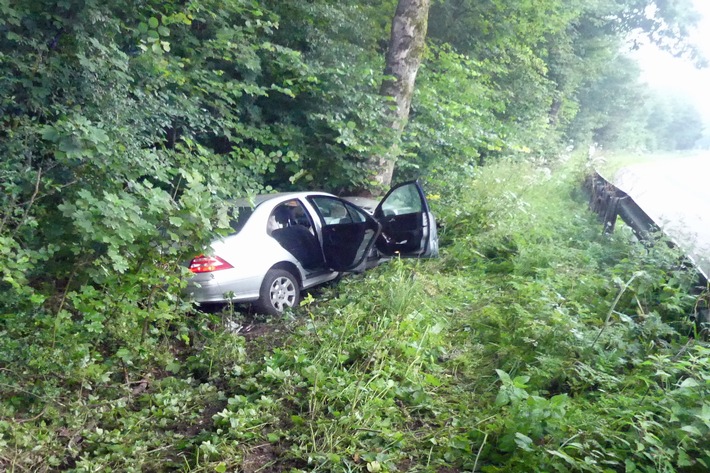 POL-GM: 260721-563: Vier Verletzte bei Unfall auf der Westtangente