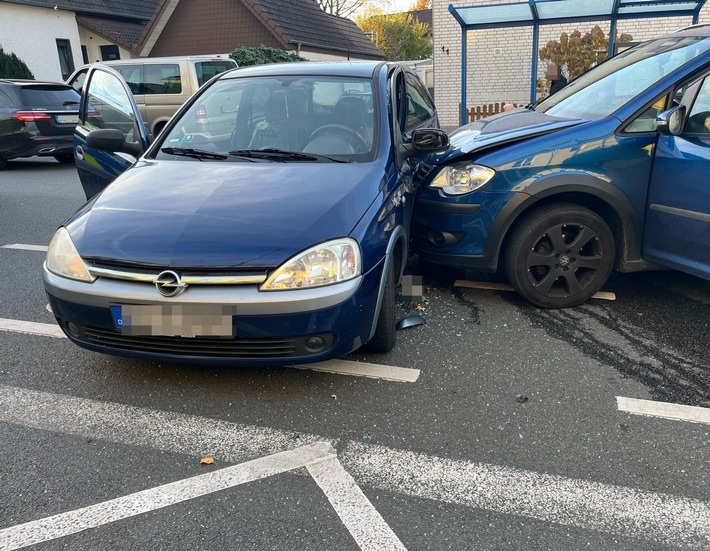 POL-BI: Unvermittelt gewendet - Zwei Verletzte