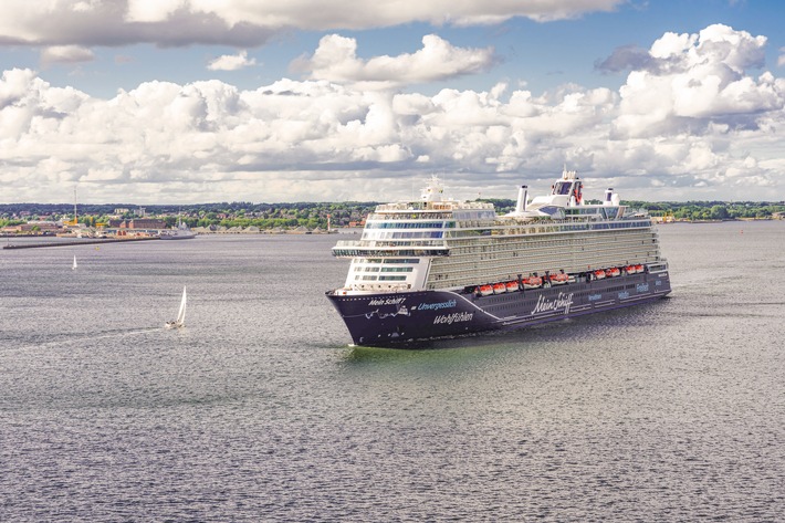 Mein Schiff 7_Kieler Förde.jpg