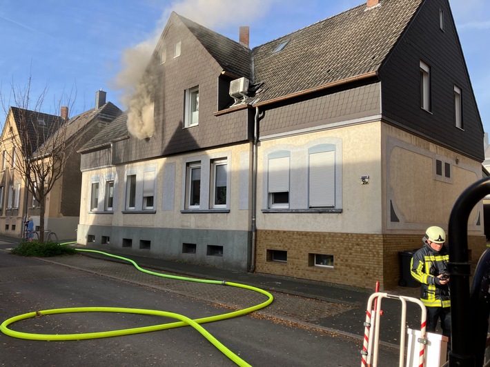 FW-BO: Küchenbrand mit massiver Rauchentwicklung in Bochum Werne