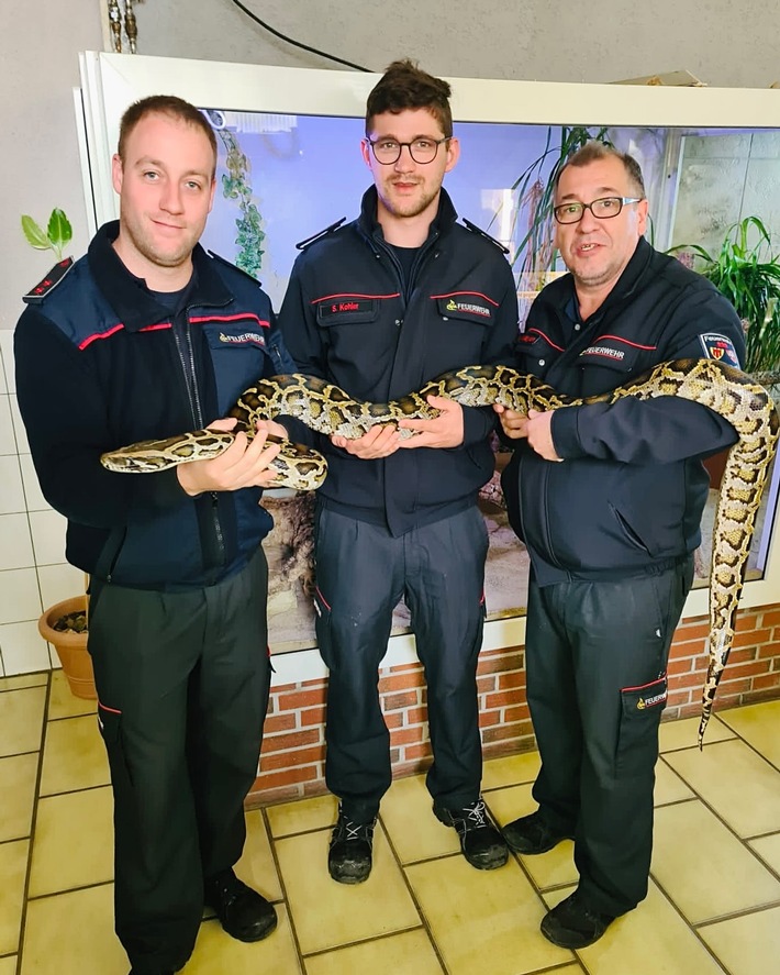 FW Böblingen: Erster Einsatz für die Fachgruppe Schlangen und Reptilien