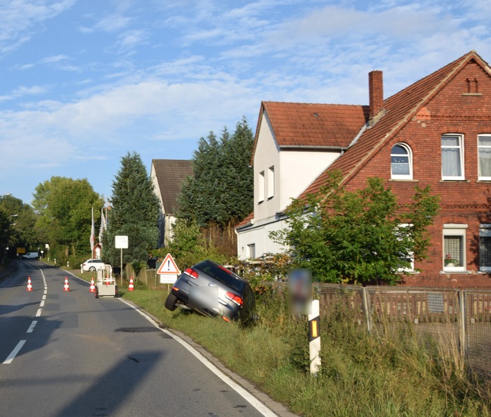 POL-HF: Auffahrunfall - Zwei Frauen schwerverletzt