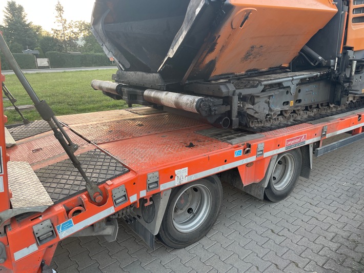 LPI-EF: Polizei stoppt Lkw wegen fehlender Ladungssicherung