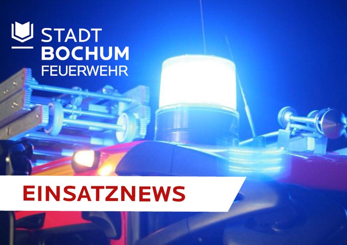 FW-BO: Turbulenter Abend für die Feuerwehr Bochum durch zwei parallele Brandeinsätze.