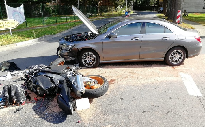 POL-WOB: Hohnsleben: Motorradfahrer bei Verkehrsunfall lebensgefährlich verletzt
