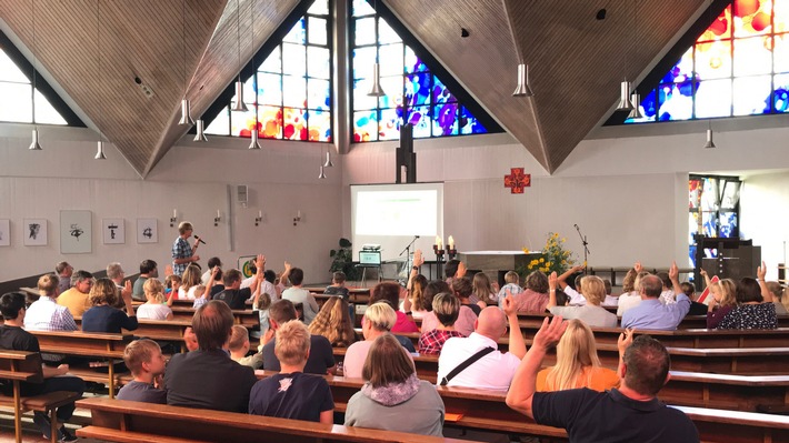 POL-HM: Bericht Verkehrsgottesdienst am 09.09.18 in der St. Elisabeth Gemeinde