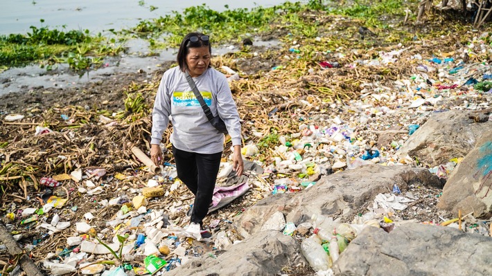 Die METRO Plastic Initiative vereint Kunden, Lieferanten und die Plastic Bank im Kampf gegen Plastikmüll auf dem Weg in die Ozeane