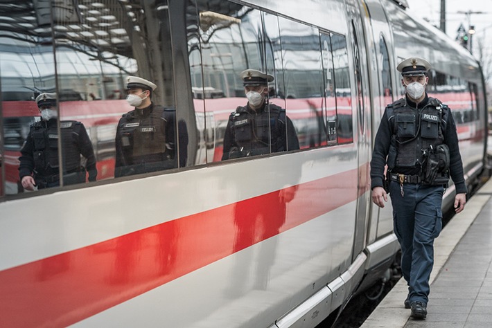 BPOL NRW: Fahndungserfolg in Bonn: Bundespolizei stellt Tatverdächtigen nach Taschendiebstahl