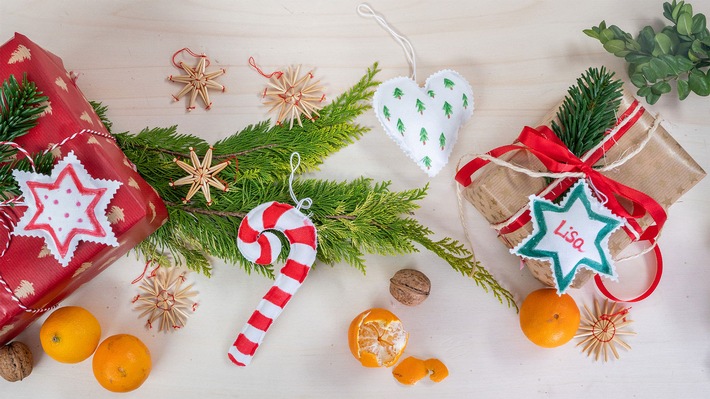 Adventskalender basteln, Geschenkanhänger selber machen und mehr