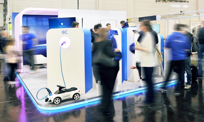 chargecloud Marketplace stärkt Innovation und Vernetzung in der E-Mobilität / Neue Partnerlösungen erweitern das Angebot für E-Mobilitätsanbieter - Smart Charging und KI im Fokus
