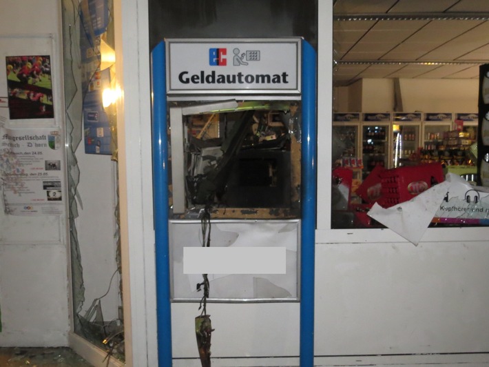 POL-DN: Geldausgabeautomat gesprengt