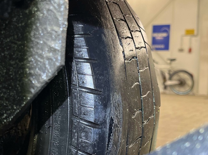 POL-MK: Anhänger aus dem Verkehr gezogen