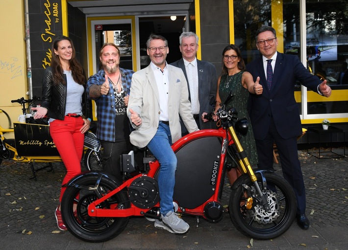 Mobilität der Zukunft: eROCKIT meets Mobility Space by ADAC