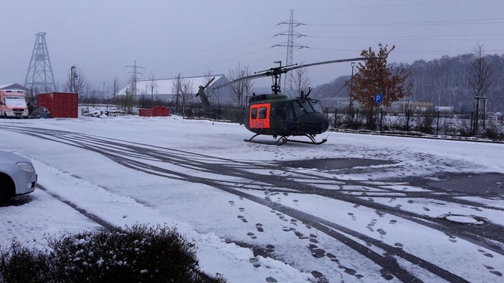 FW Dinslaken: Hubschrauberlandung am Wochenende - Feuerwehr Dinslaken