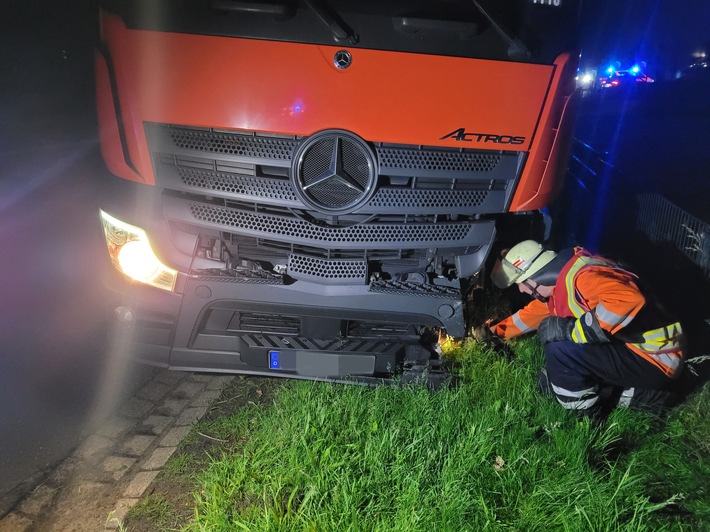 FW-ROW: Schwerer Verkehrsunfall in Wittorf