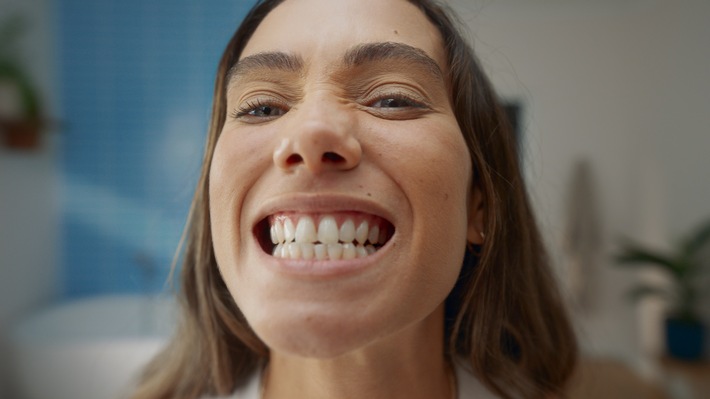 Zähneknirschen: Expertinnen warnen vor den Folgen