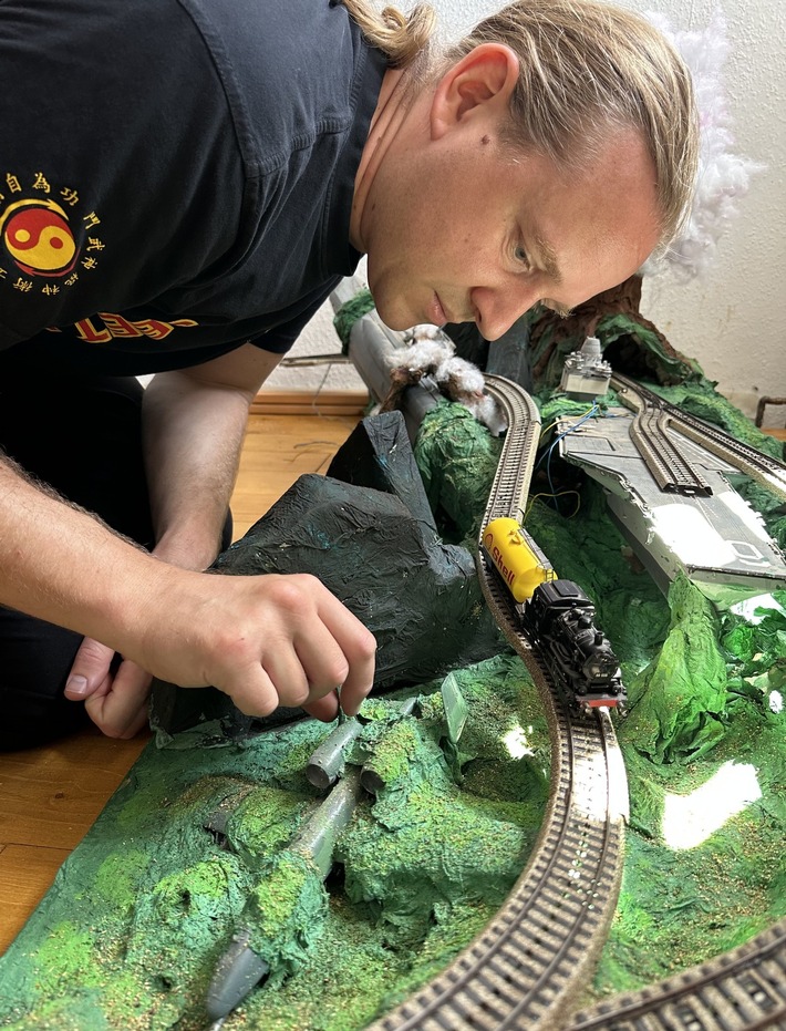 Flugzeugabsturz und Eisenbahentgleisung- eine Überlegung zur Wahrscheinlichkeit