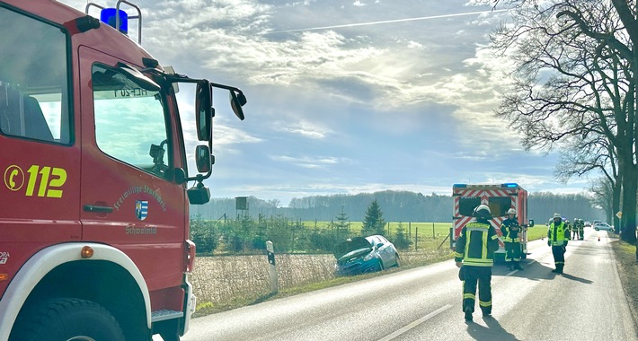 FFW Schwalmtal: Verkehrsunfall auf der L3 - Eine verletzte Person