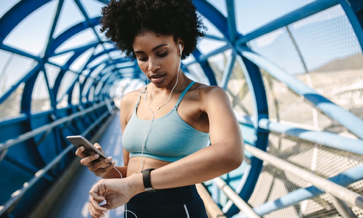 Fitness ade: Sechs von zehn treiben keinen Sport; nur vier von zehn ernähren sich gesund (FOTO)