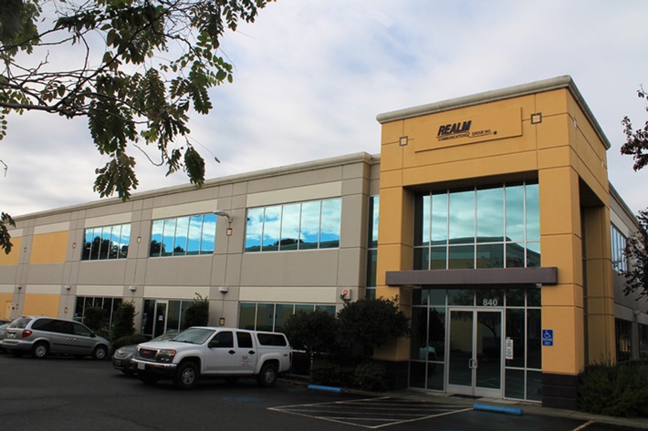 R&M übernimmt REALM Communications Group mit Sitz im Silicon Valley