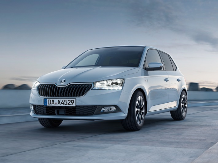 Bild zum Beitrag: Start frei für die SKODA Jubiläumsmodellreihe DRIVE 125 für FABIA, SCALA, KAROQ und KODIAQ 