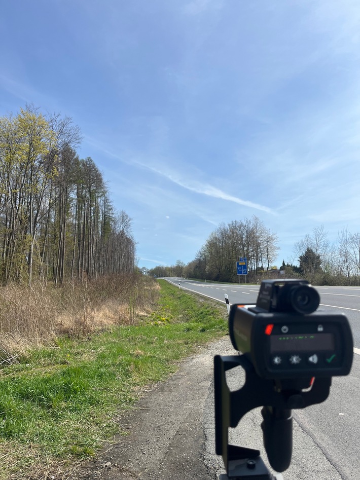 POL-HI: Geschwindigkeitskontrollen am Seecamp Derneburg