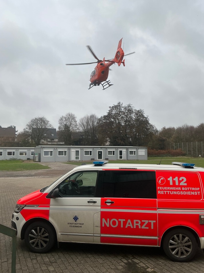 FW-BOT: Verkehrsunfall auf der Horster Straße - Rettungshubschrauber im Einsatz
