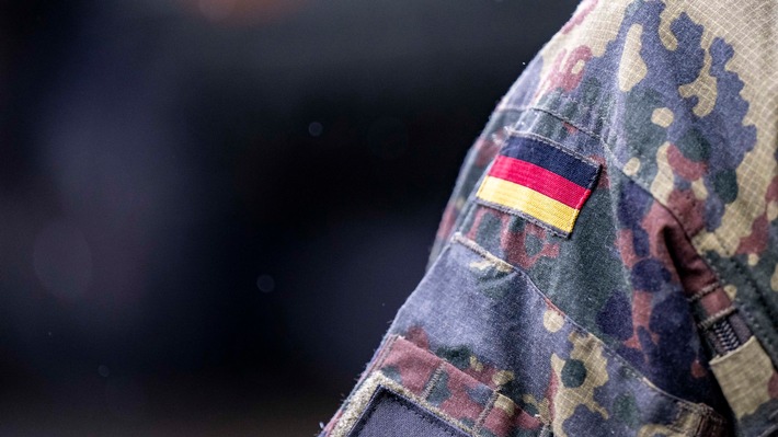 +++ Achtung Sperrfrist (Print, Radio und Online): 18.00 Uhr +++ARD-DeutschlandTREND: Beteiligung von Bundeswehrsoldaten an möglicher Ukraine-Friedensmission stößt auf geteiltes Meinungsbild