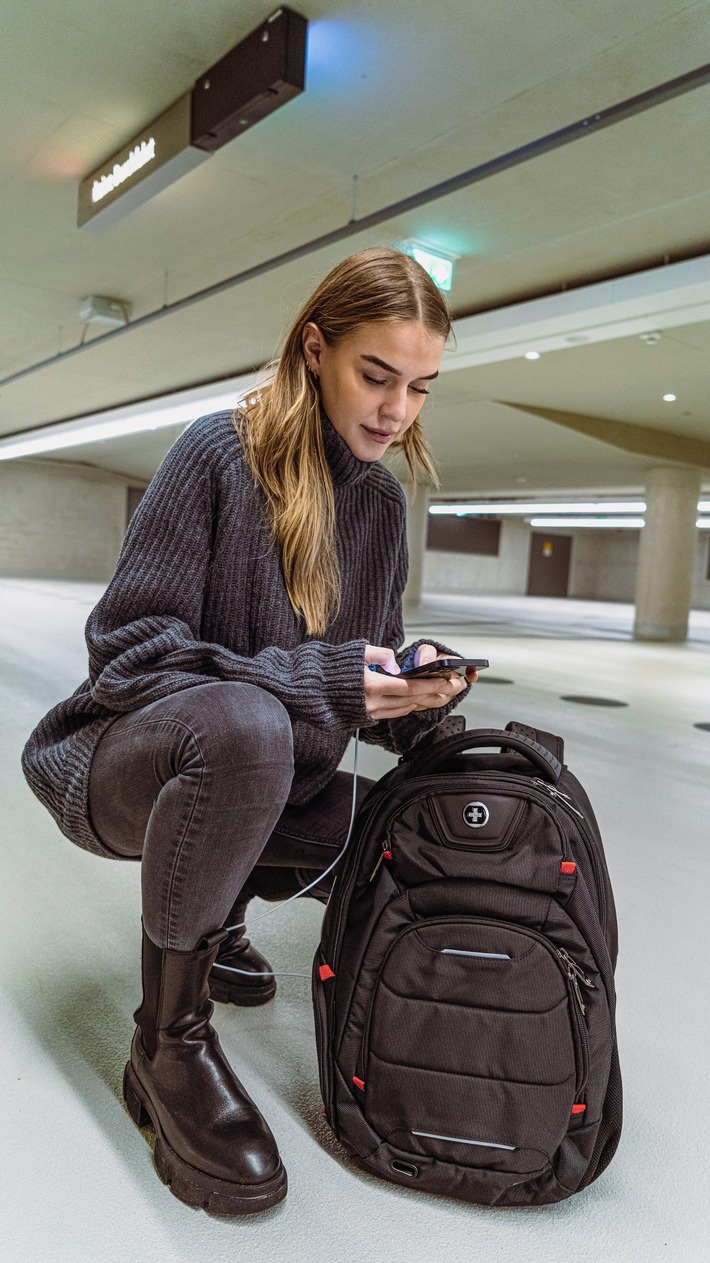 Swissdigital Design Launches Travel Gear Line with Apple Find My Network Support