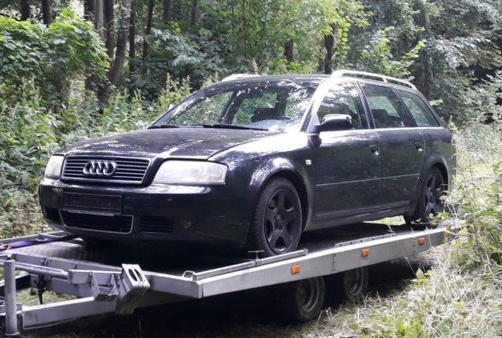 POL-HWI: Schwarzer Audi A 6 Avant entzieht sich Verkehrskontrolle - die Polizei bittet um Hinweise