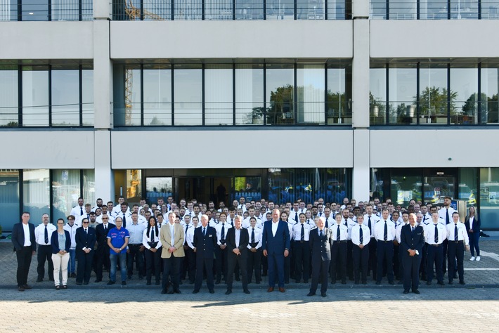 POL-E: Essen/Mülheim an der Ruhr: Das Polizeipräsidium Essen begrüßt 166 neue Mitarbeiterinnen und Mitarbeiter