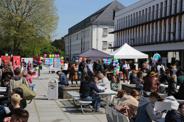 Die Universität Koblenz öffnet am 5. Juni 2024 ihre Türen für Studieninteressierte
