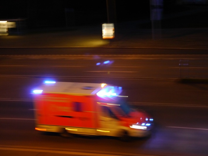 FW-BOT: Verkehrsunfall mit 3 Verletzten auf der Prosperstraße