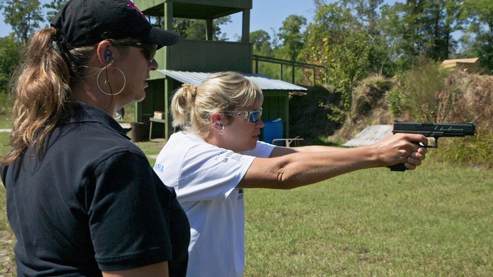 Österreichischer Dokumentarfilm "Weapon of Choice – Die Geschichte der Glock" in 3sat