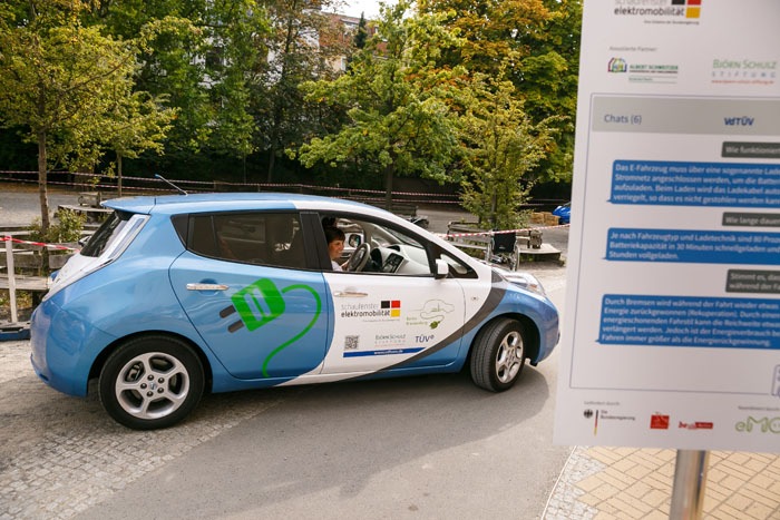 VdTÜV-Pressemitteilung "Führerscheinprüfung auch mit Elektroautos!"