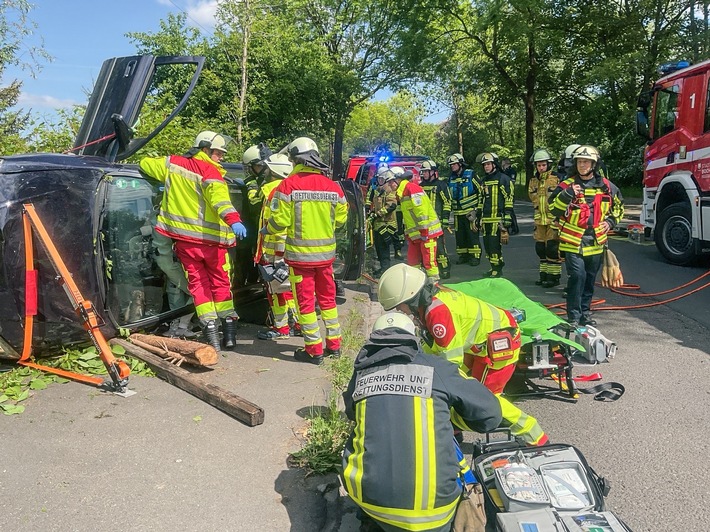 FW-BO: Verkehrsunfall in Günnigfeld mit zwei verletzten Personen
