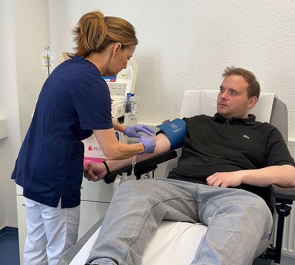 Teamgeist kennt kein Abseits: Warum BV-Bad-Lippspringe-Spieler Ronny Remer Blut und Plasma spendet
