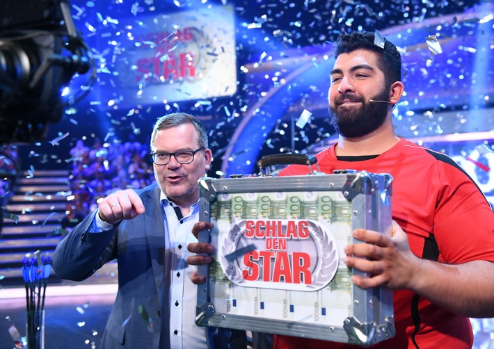 Prime-Time-Sieg für "Schlag den Star" auf ProSieben: Faisal Kawusi triumphiert über Ralf Moeller