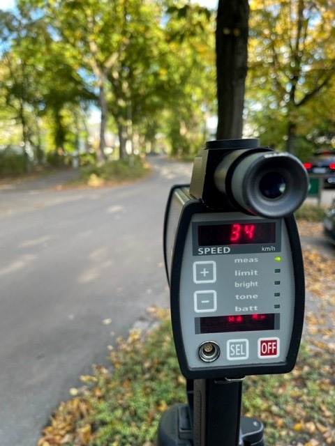 POL-SE: Pinneberg - Geschwindigkeitskontrolle in einer 30-km/h-Zone im Hogenkamp