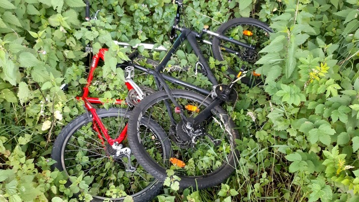 POL-MA: Neidenstein: Zwei Fahrräder aufgefunden - Diebstahl? - Eigentümer gesucht